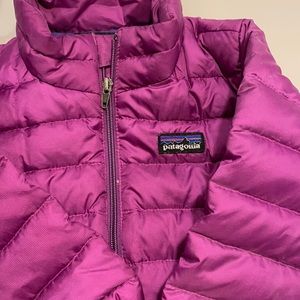 Patagonia puffer jacket. Size 18 months. Great condition.